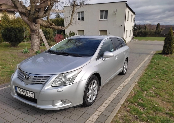 Toyota Avensis cena 25010 przebieg: 266000, rok produkcji 2010 z Maszewo małe 781